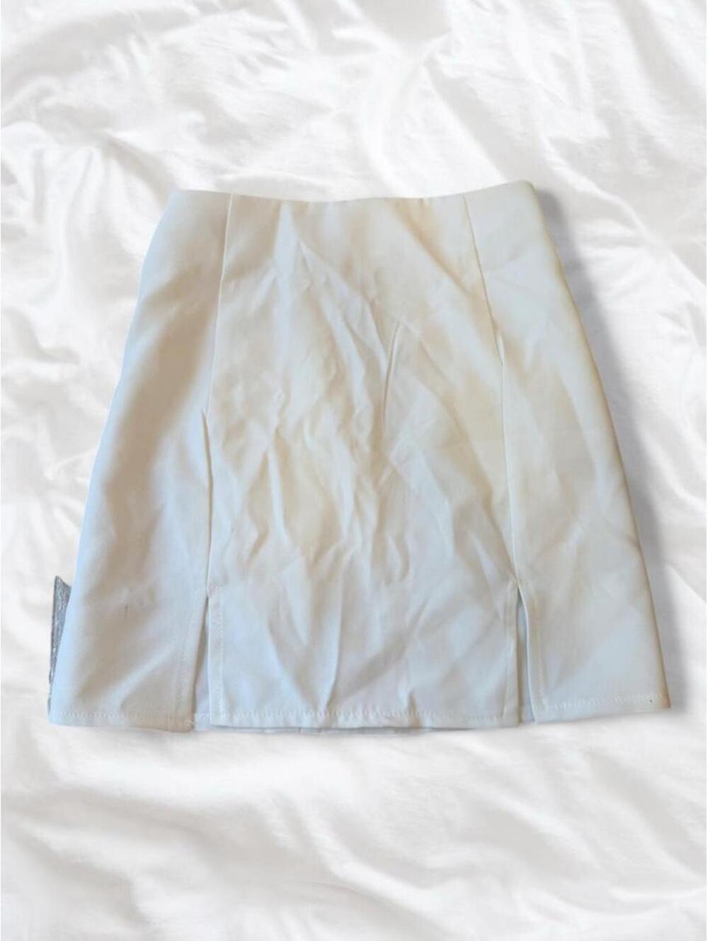 Nasty Gal White Pleated Mini Skirt Size US 4